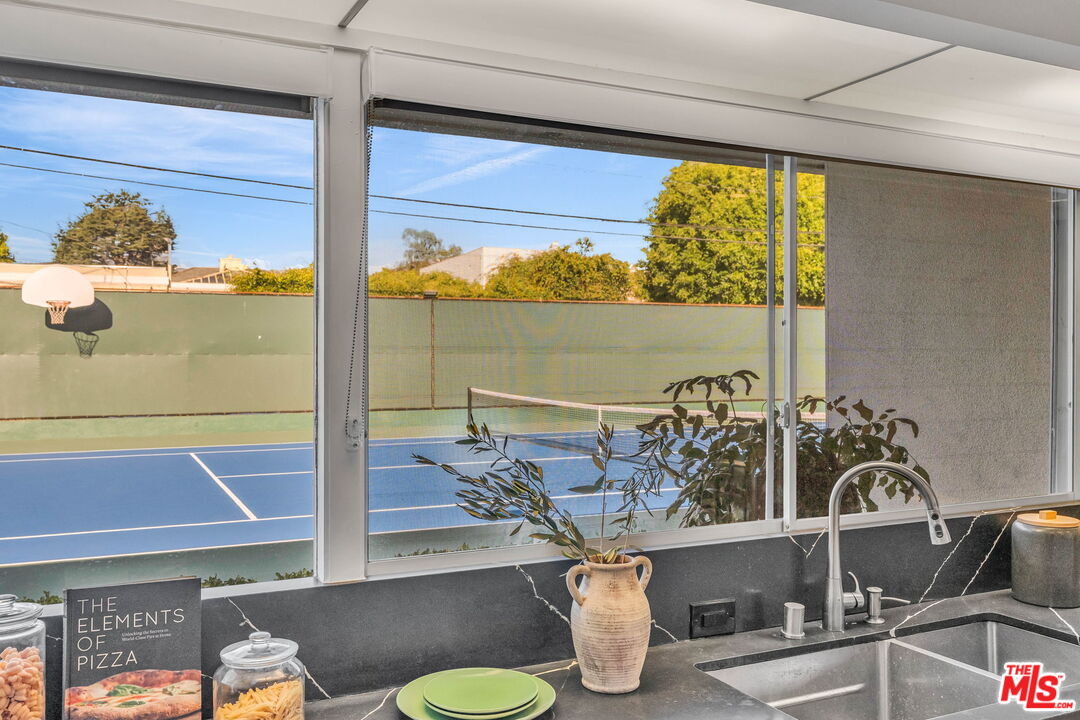 MLS #25615857 image #14