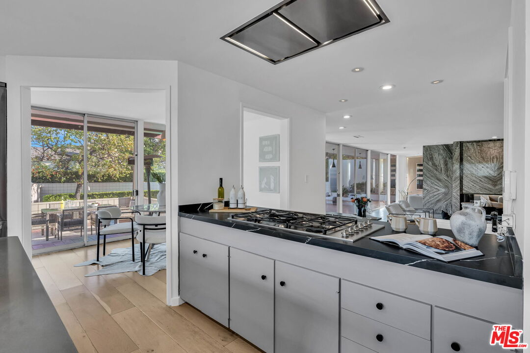 MLS #25615857 image #15