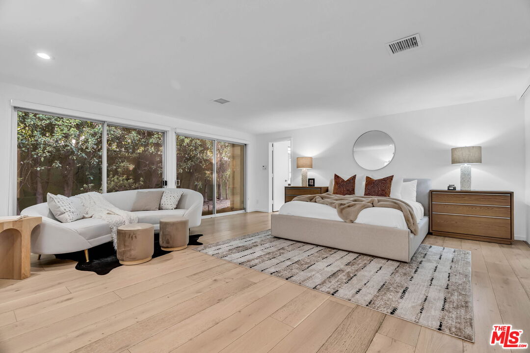 MLS #25615857 image #20