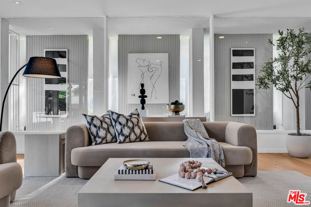 MLS #25615857 image #8