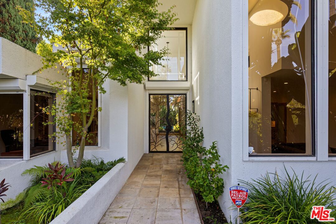 MLS #25615881 image #2