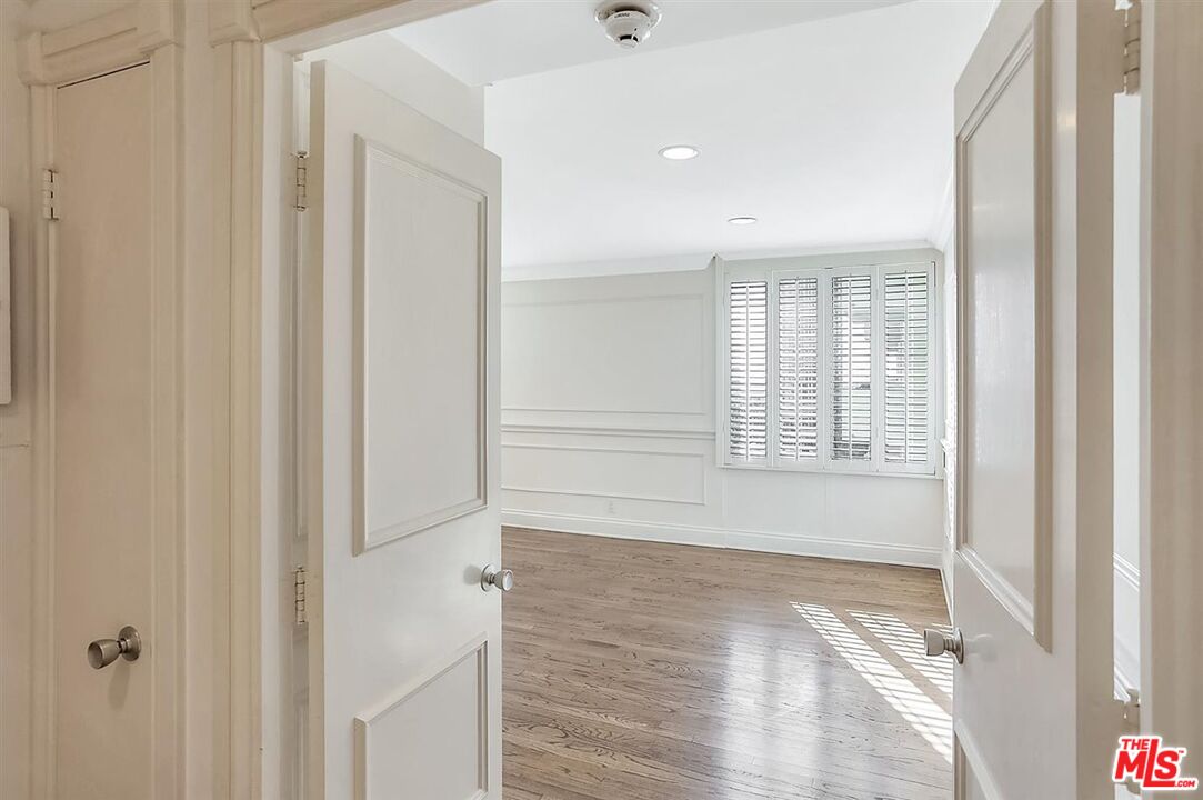 MLS #25615921 image #21