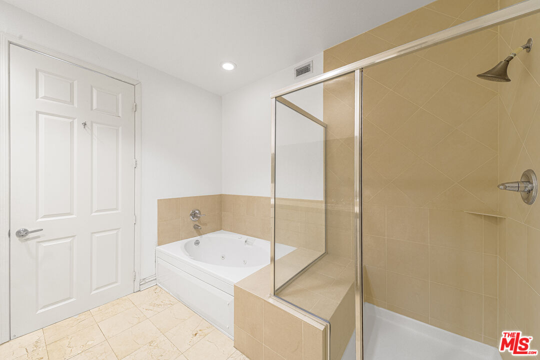 MLS #25615937 image #19