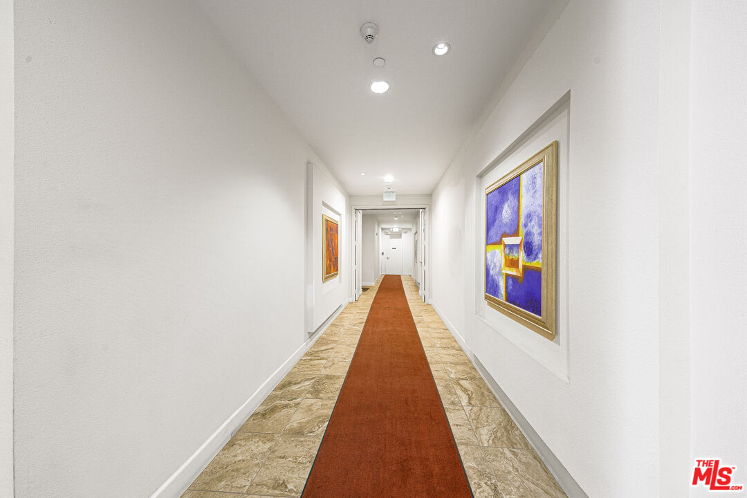 MLS #25615937 image #2