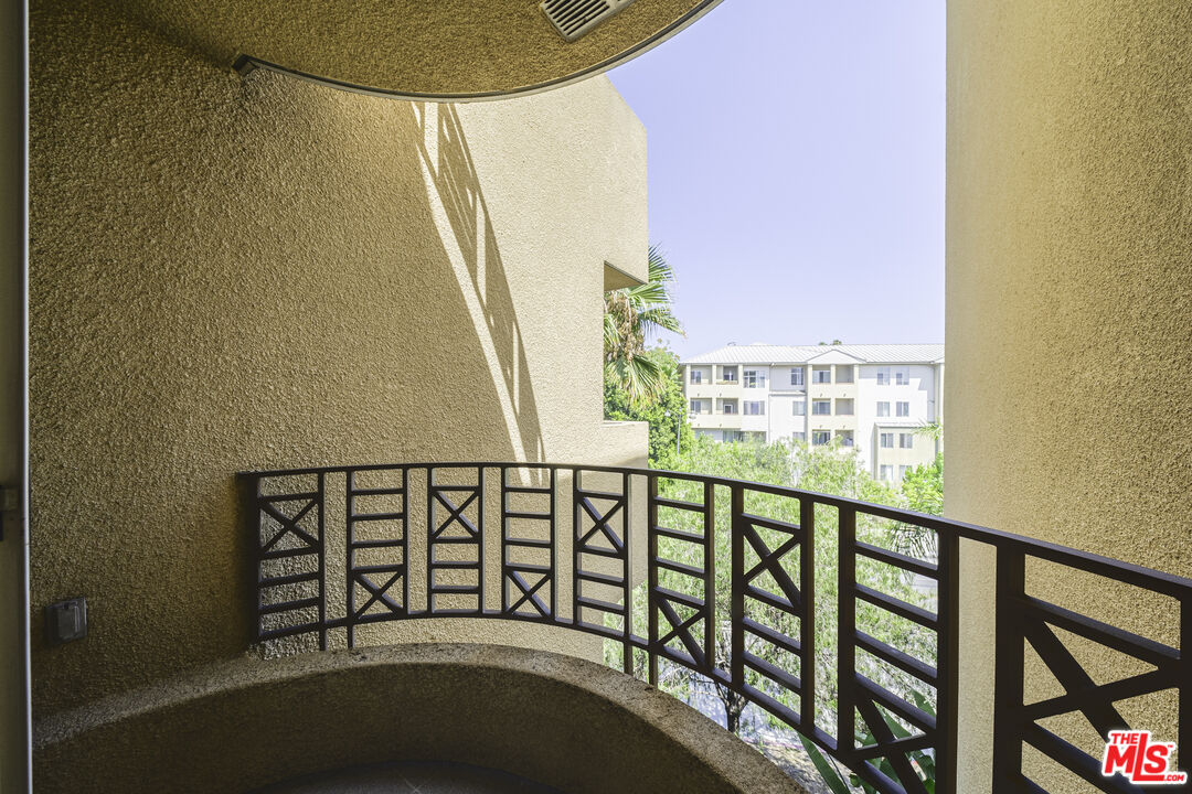 MLS #25615937 image #29