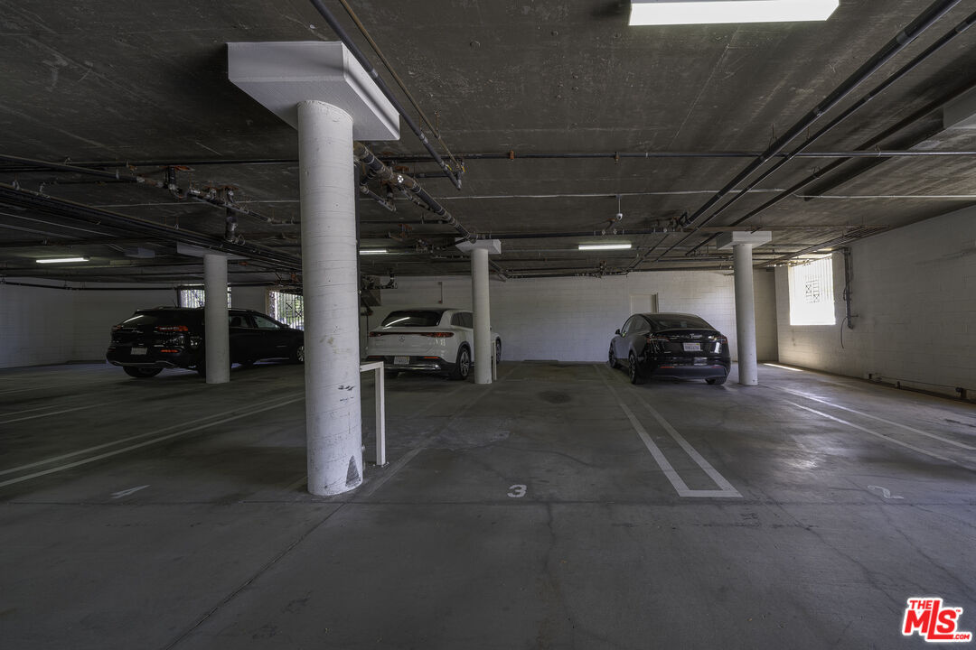 MLS #25615937 image #35