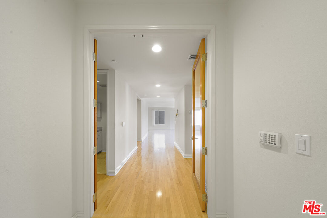 MLS #25615937 image #4