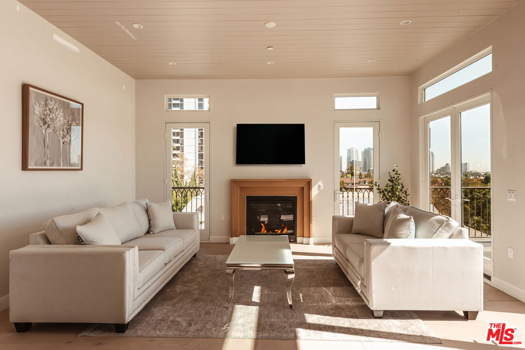 MLS #25616007 image #3