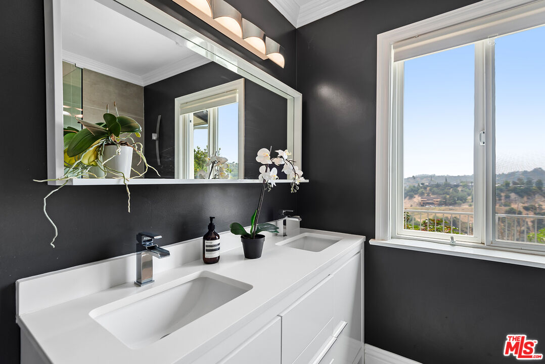 MLS #25616025 image #16