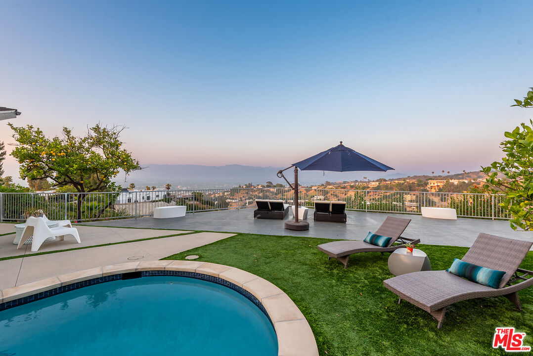 MLS #25616025 image #1