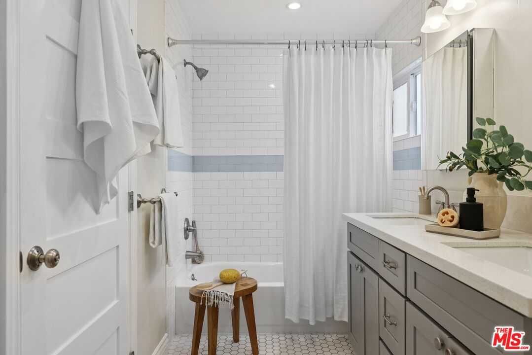 MLS #25616049 image #11