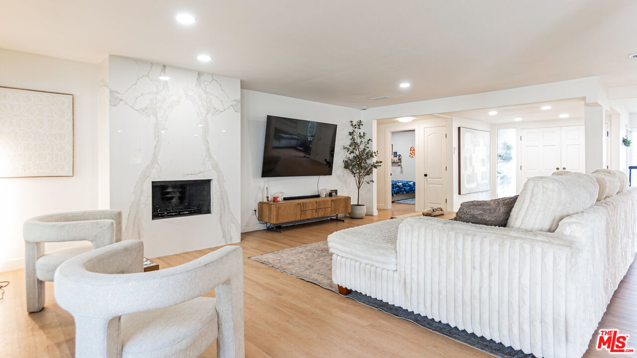 MLS #25616083 image #11