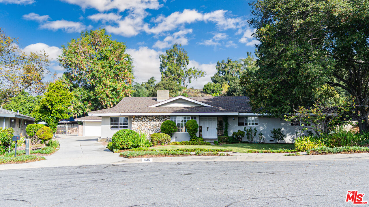 MLS #25616083 image #1