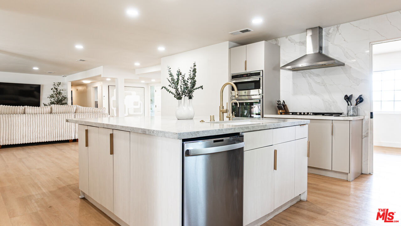 MLS #25616083 image #19