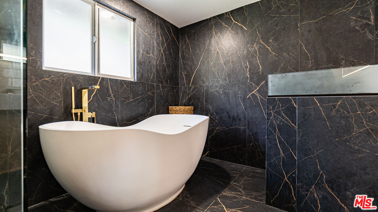 MLS #25616083 image #42