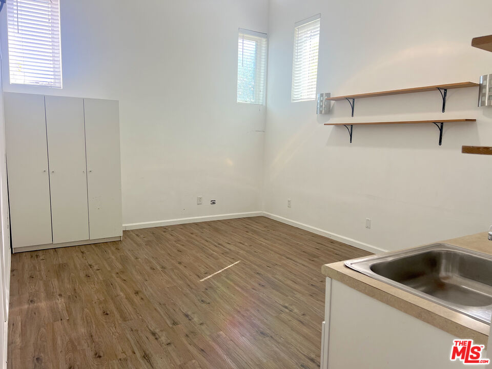 MLS #25616115 image #2