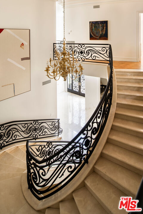 MLS #25616191 image #12