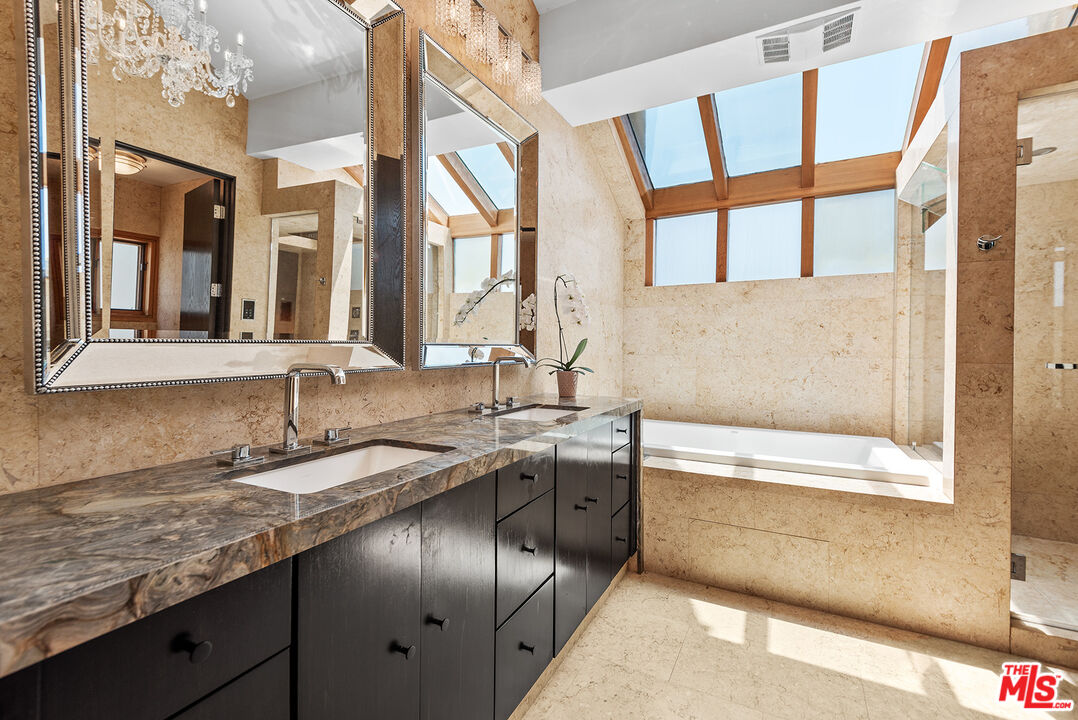 MLS #25616205 image #16