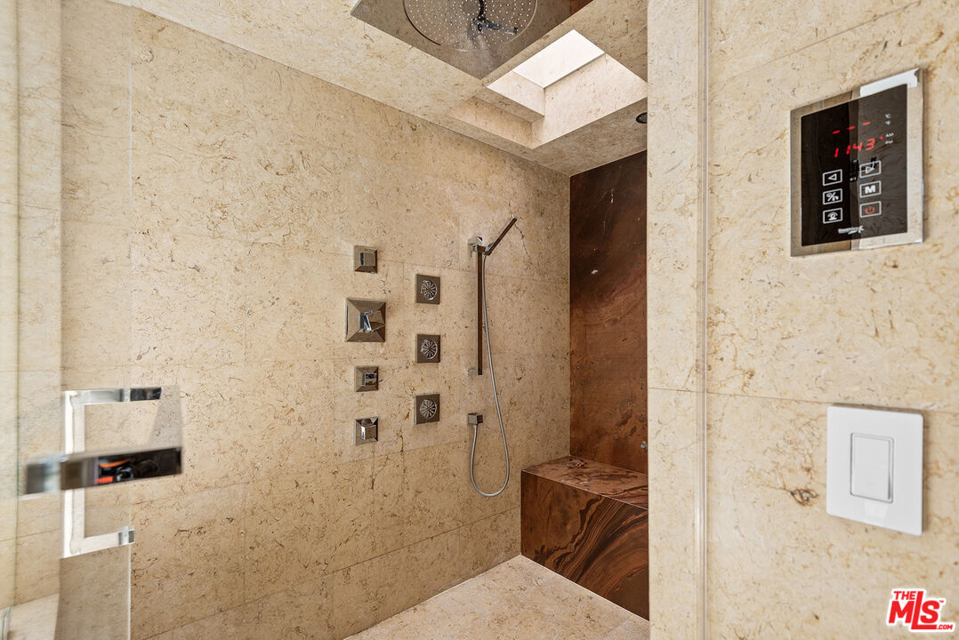 MLS #25616205 image #17