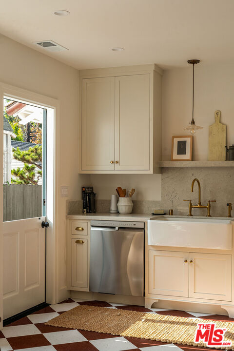 MLS #25616297 image #18