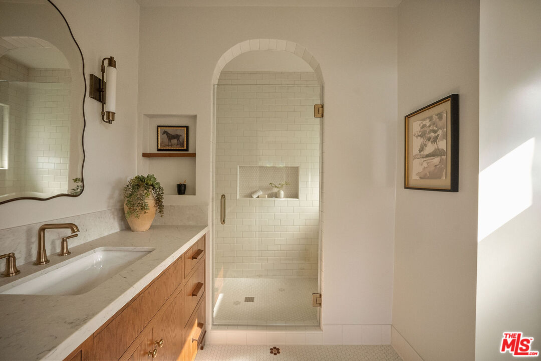 MLS #25616297 image #28