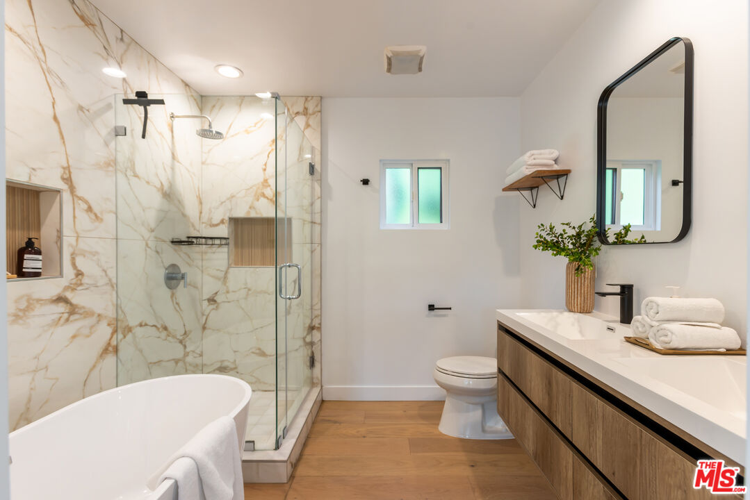 MLS #25616317 image #17