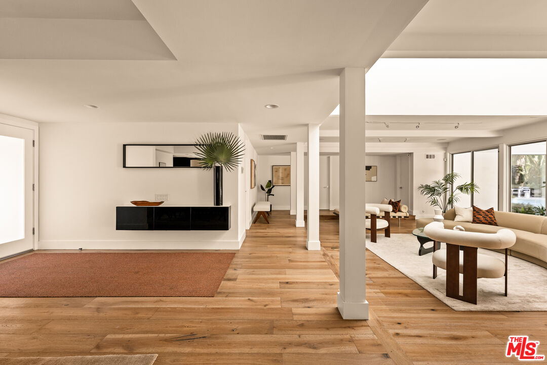 MLS #25616371 image #4