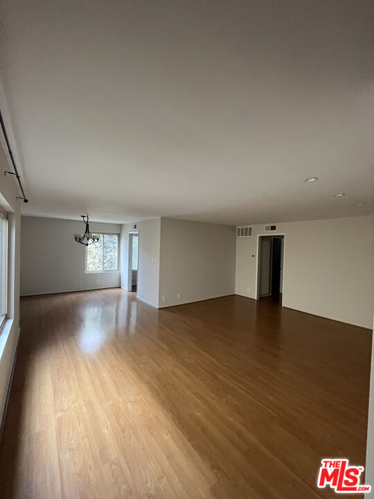 MLS #25616379 image #2