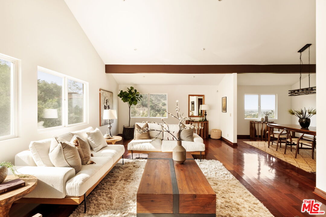 MLS #25616393 image #2