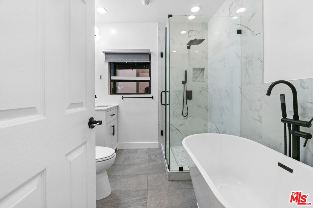 MLS #25616397 image #14