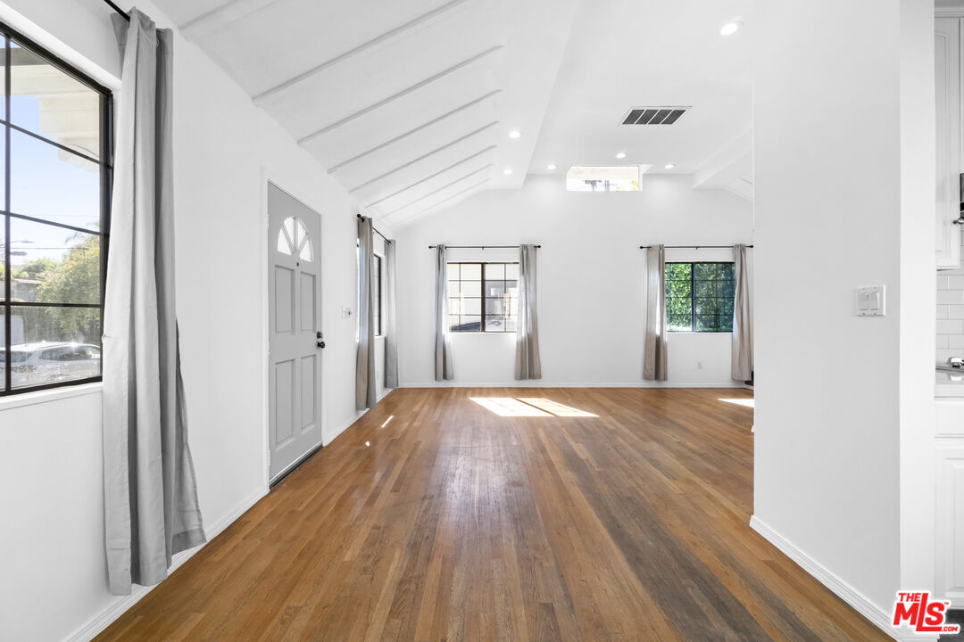 MLS #25616397 image #6