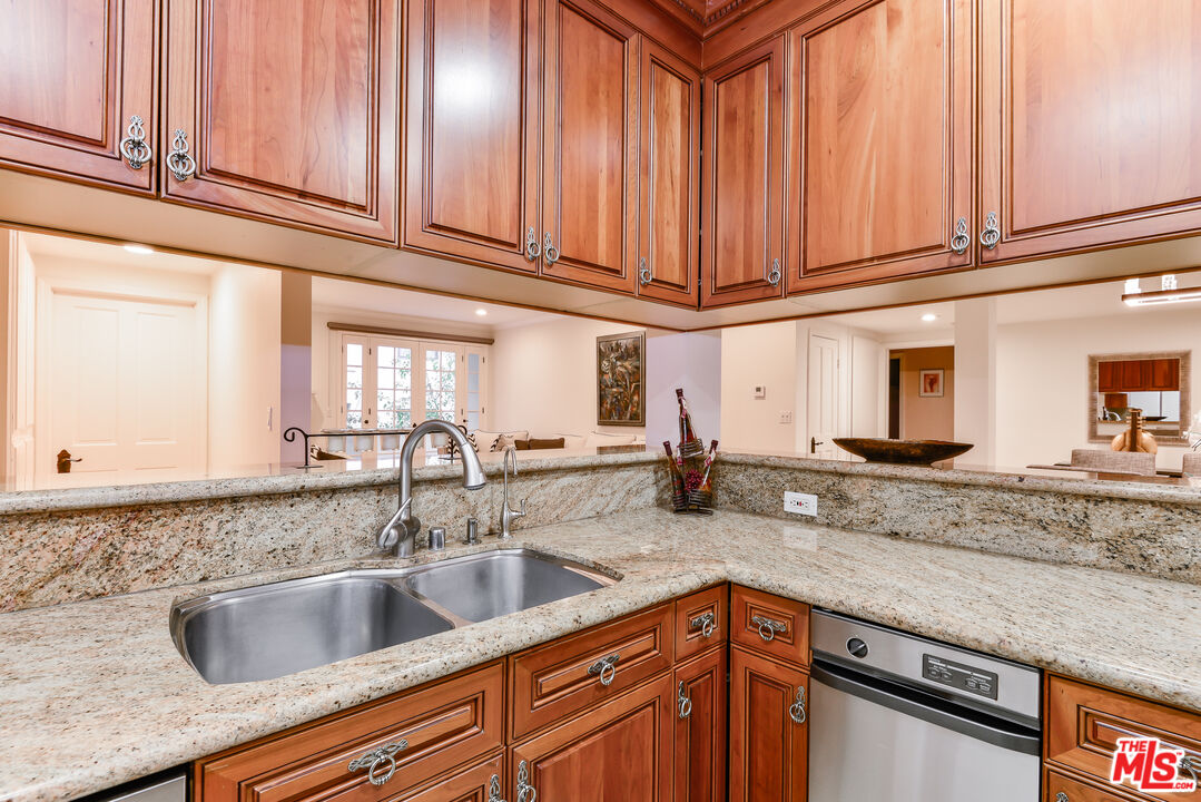 MLS #25616399 image #18