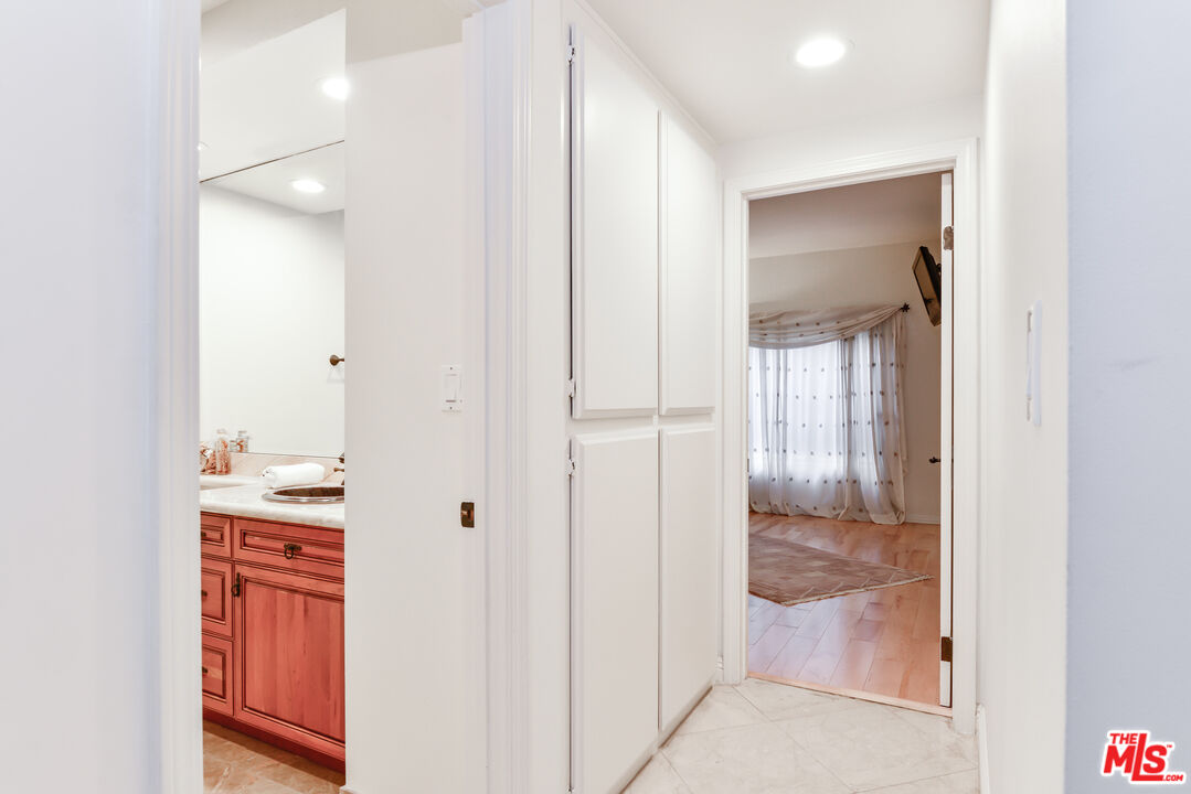 MLS #25616399 image #22