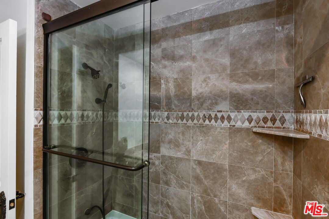 MLS #25616399 image #24