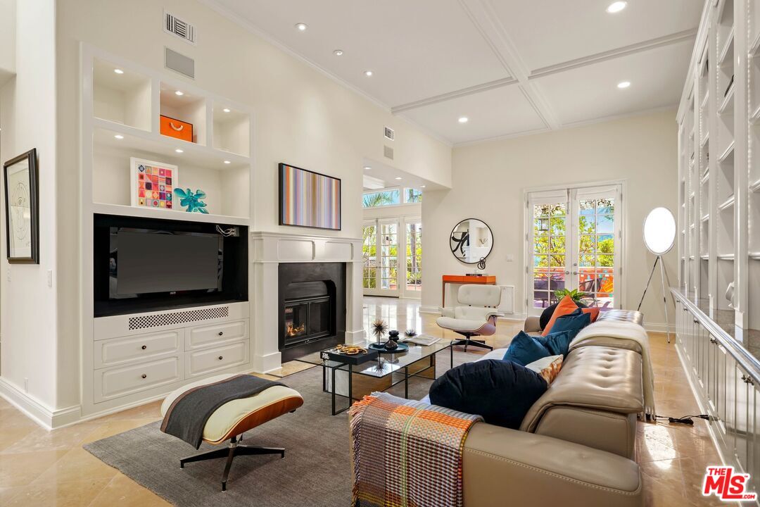 MLS #25616413 image #9