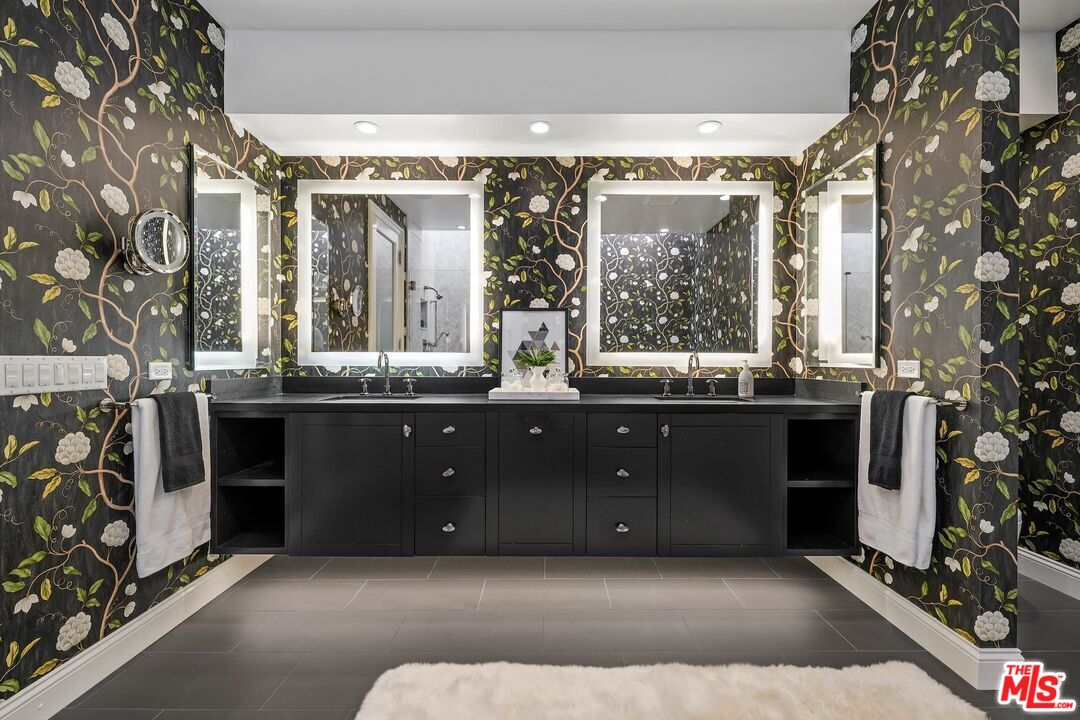 MLS #25616413 image #24