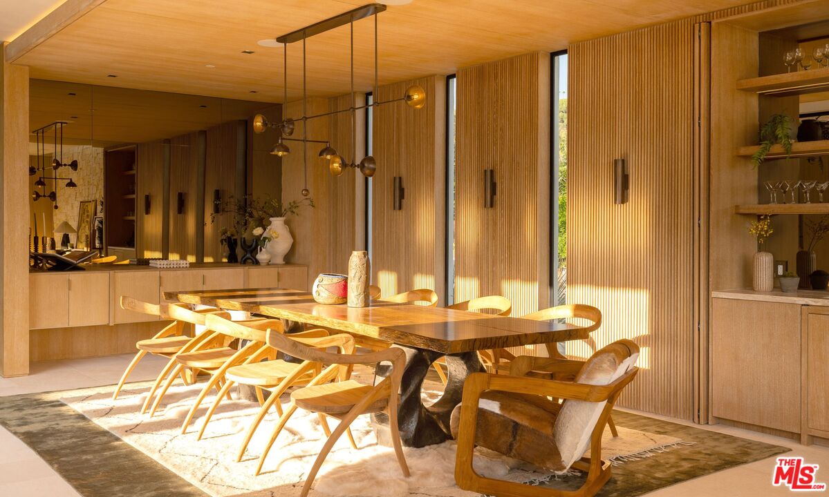 MLS #25616527 image #14