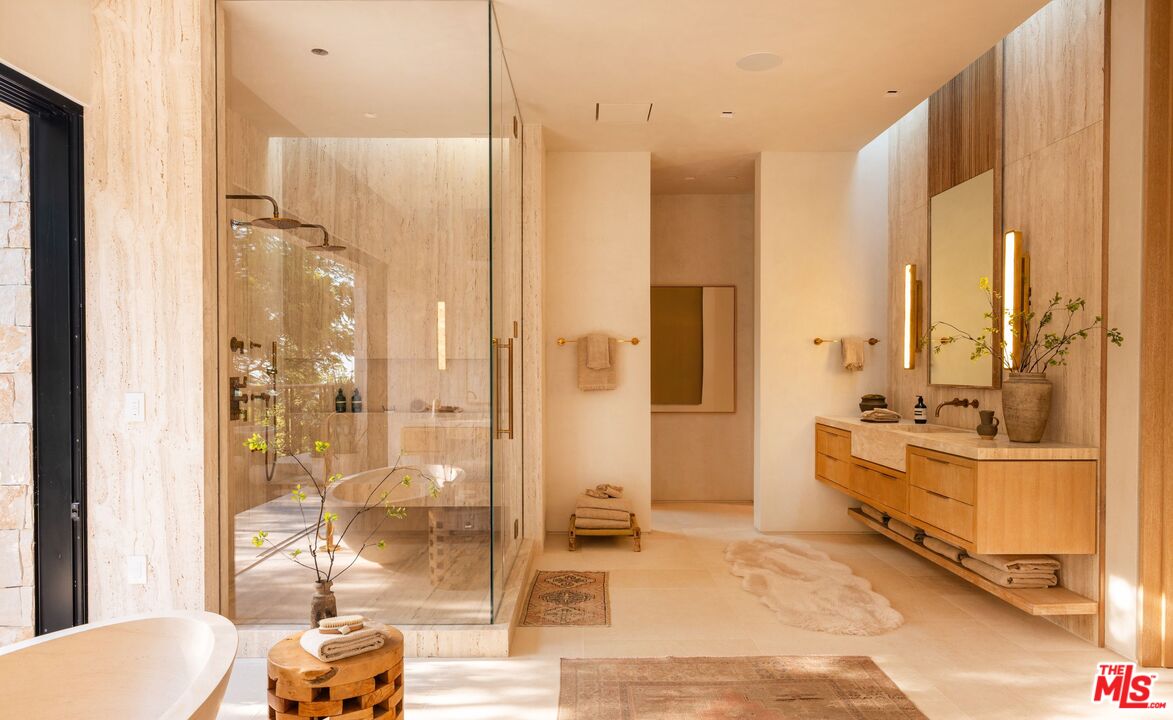 MLS #25616527 image #18