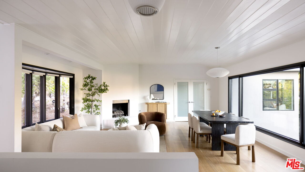 MLS #25616529 image #2