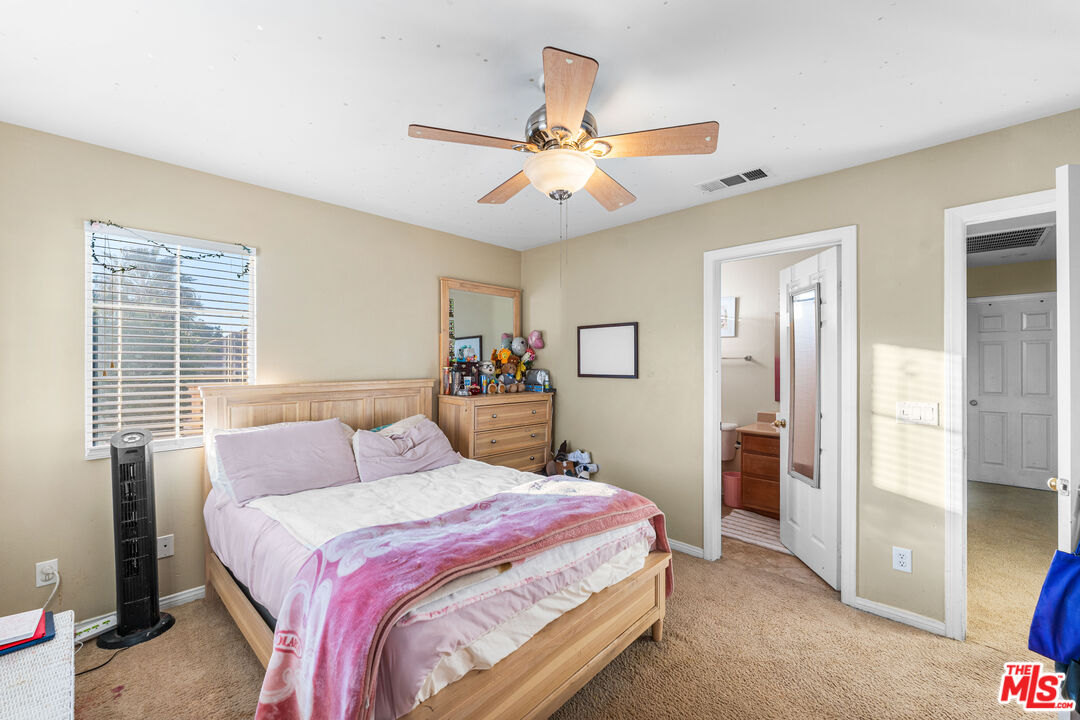 MLS #25616597 image #23