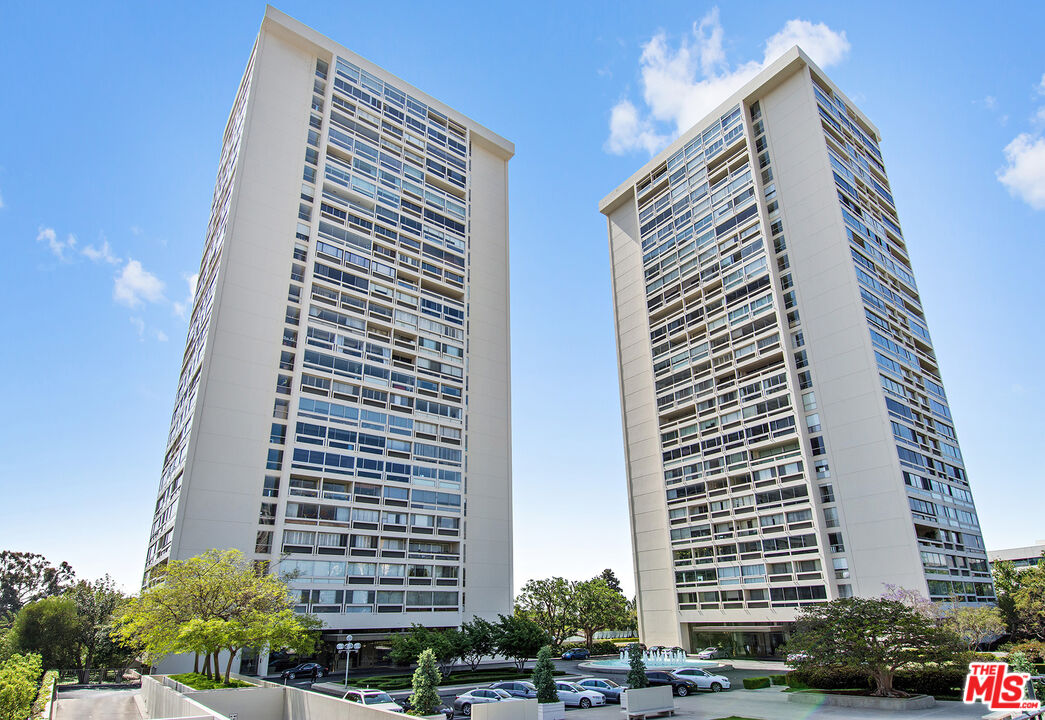 MLS #25616645 image #1