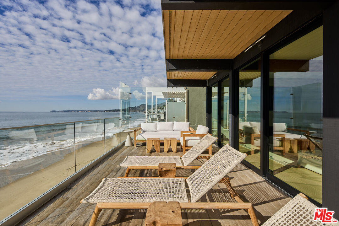 MLS #25616661 image #0