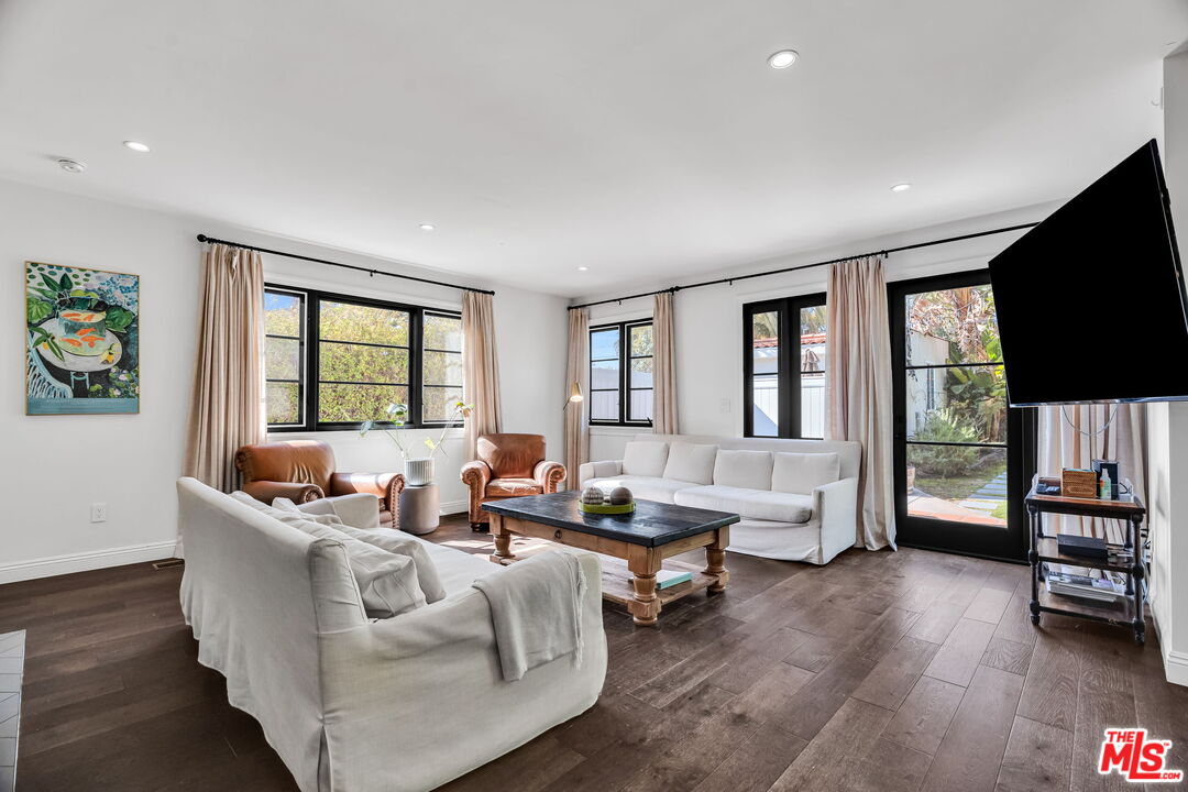 MLS #25616745 image #17