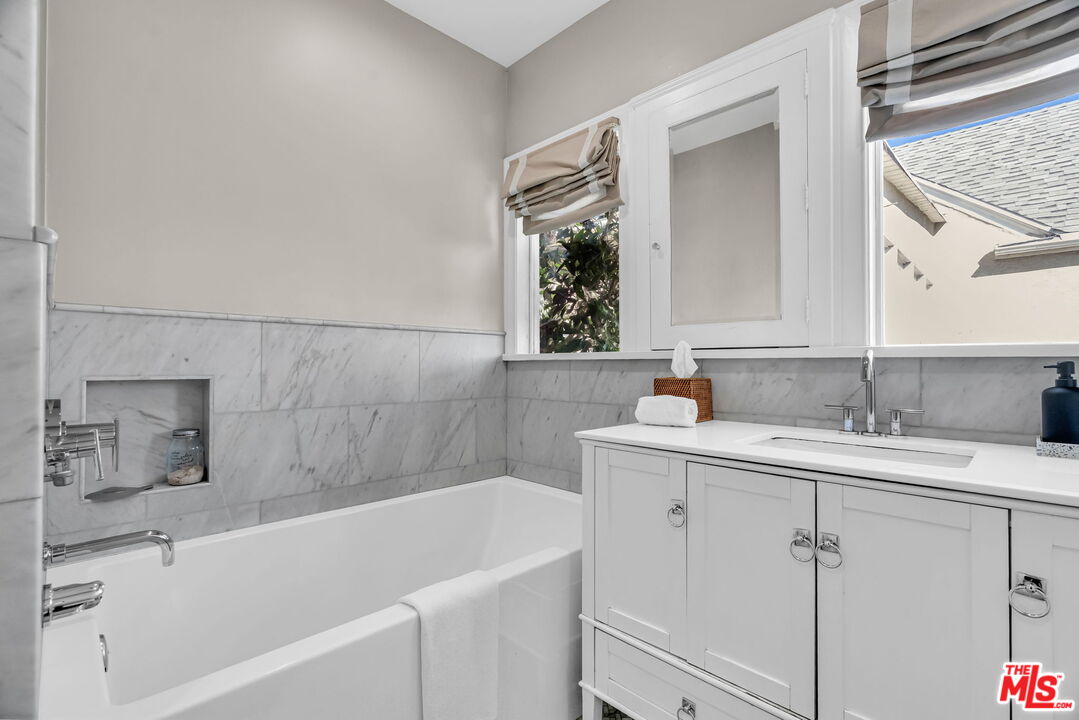 MLS #25616745 image #37