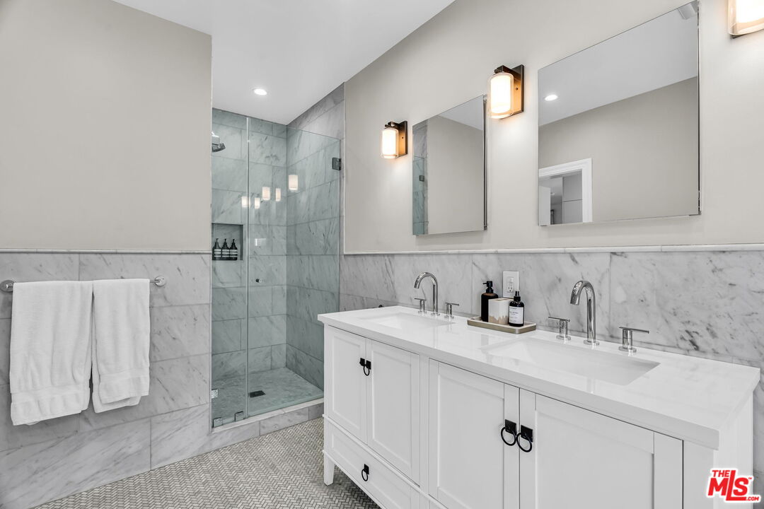 MLS #25616745 image #42