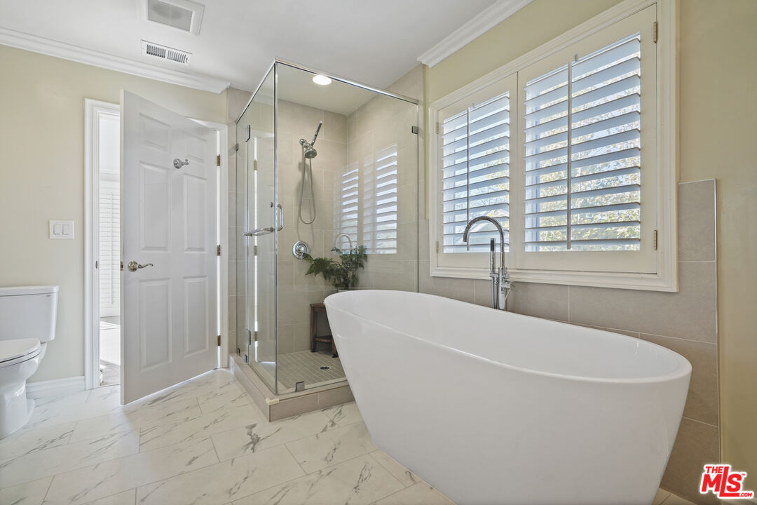 MLS #25616759 image #23