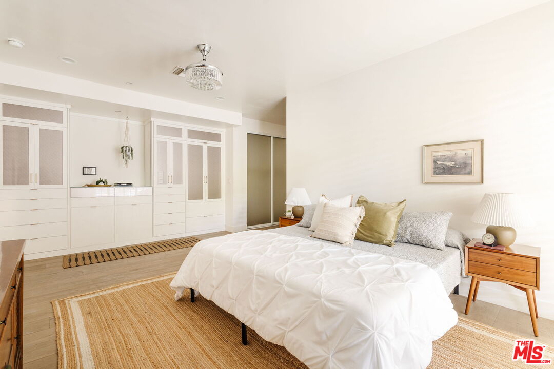 MLS #25616779 image #16