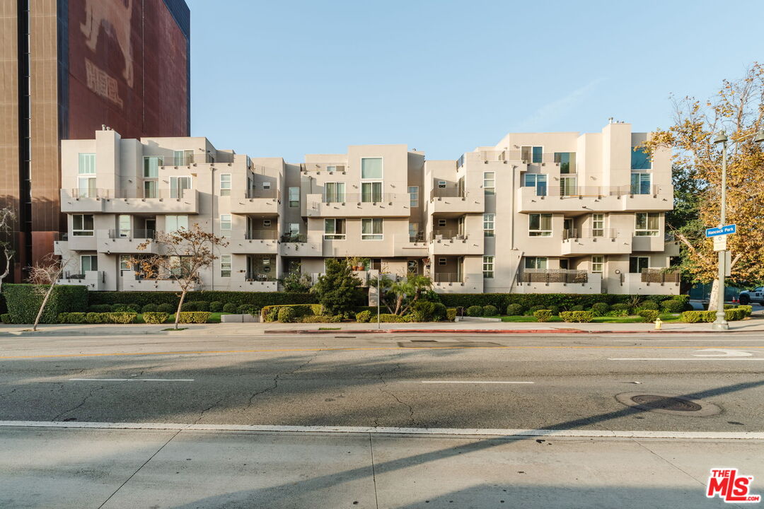 MLS #25616779 image #29