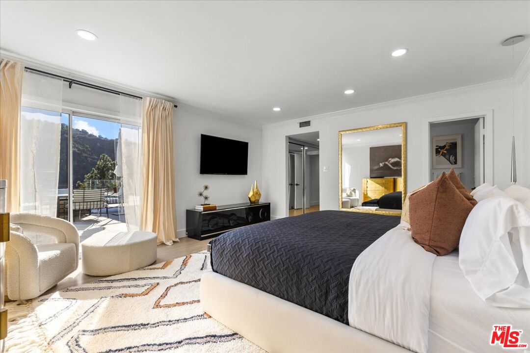 MLS #25616855 image #11