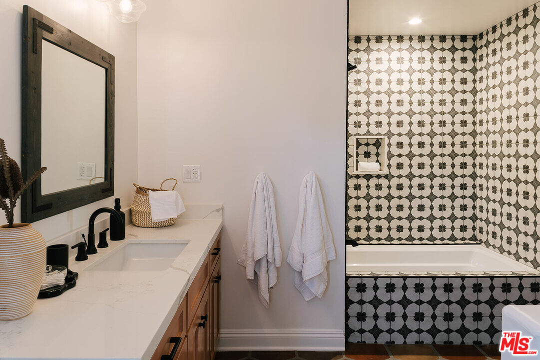 MLS #25616863 image #34